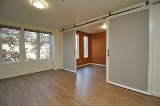 1460-1460 NE Alberta St in Portland, OR - Building Photo - Building Photo
