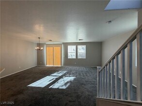 6255 W Arby Ave in Las Vegas, NV - Foto de edificio - Building Photo