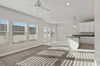 7869 S 700 E in Sandy, UT - Building Photo - Building Photo