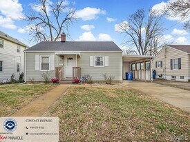 216 S Chestnut St in Collinsville, IL - Building Photo