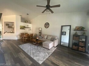 7564 Silver Trumpet Ln in Naples, FL - Building Photo - Building Photo