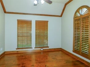 2286 Magic Mantle Dr in Lewisville, TX - Building Photo - Building Photo