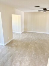 8626 W Greenbrian Dr in Peoria, AZ - Building Photo - Building Photo