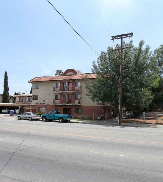 Granada Apartments in Van Nuys, CA - Building Photo - Building Photo