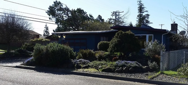 property at 2419 Clark St