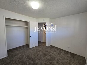 1219 Roosevelt Ave in Yakima, WA - Building Photo - Building Photo
