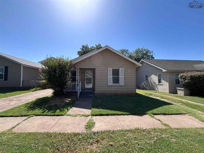 property at 1811 Grant St