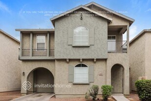 6615 W Hayes St in Phoenix, AZ - Building Photo