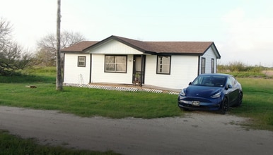 3325 S Oklahoma Ave in Brownsville, TX - Building Photo - Building Photo