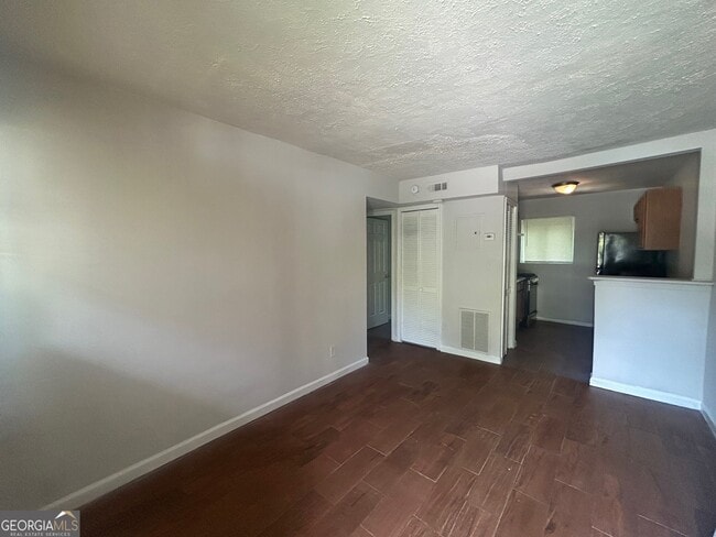 512 Lindsay St NW in Atlanta, GA - Building Photo - Building Photo