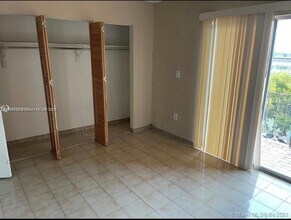 440 E 23rd St in Hialeah, FL - Building Photo - Building Photo