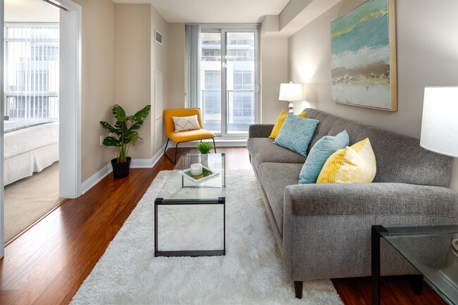 Palomar at Village Gate West in Toronto, ON - Building Photo - Interior Photo