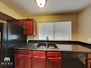 10115 E Mountain View Rd in Scottsdale, AZ - Building Photo - Building Photo