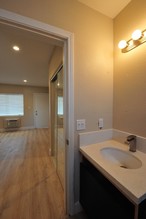 Sunset Bungalos in Henderson, NV - Building Photo - Interior Photo