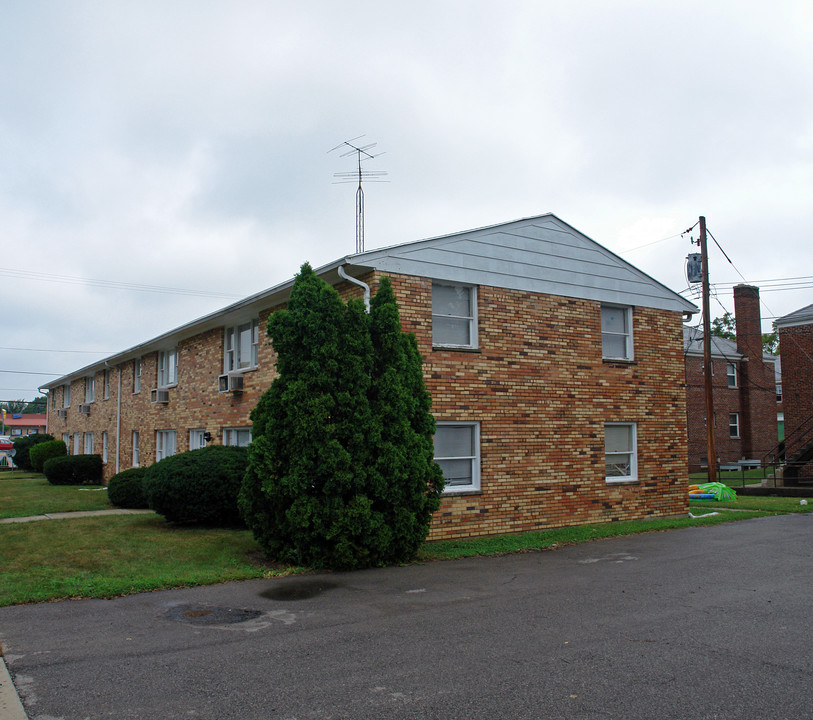 108 S Hubert Ave in Springfield, OH - Building Photo