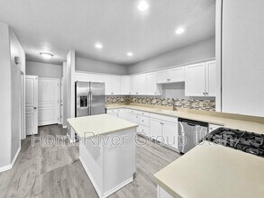 5342 W Hampstead Ln in West Valley City, UT - Building Photo - Building Photo