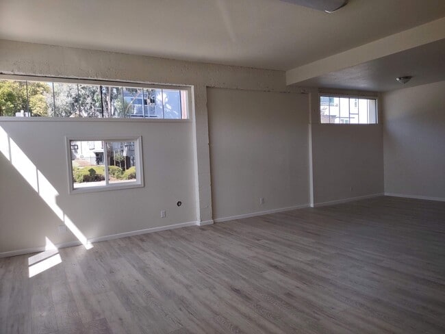 401 Green St, Unit 401 Green Apartment in Martinez, CA - Building Photo - Building Photo