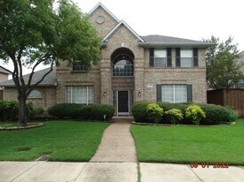 9718 Cliffside Dr in Irving, TX - Building Photo