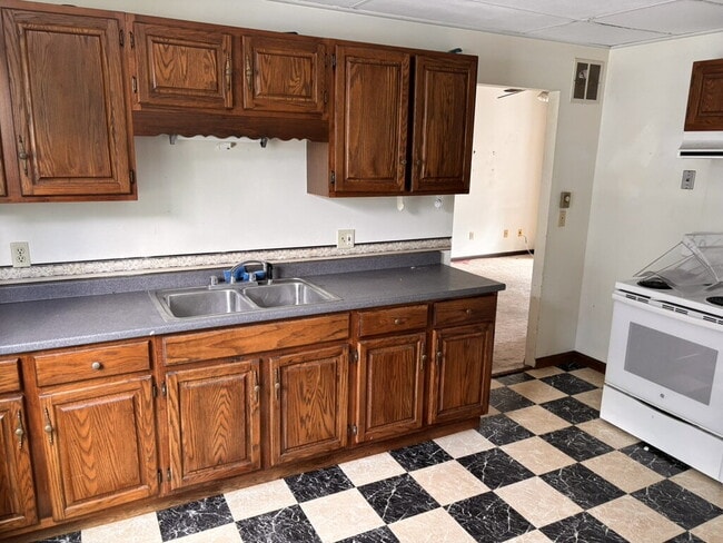 752 Middle St in Bath, ME - Building Photo - Building Photo