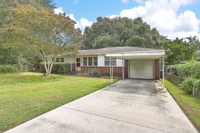property at 5207 Princeton St