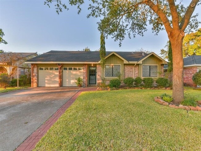 401 Reta Dr