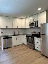 1415 Vancouver Dr in Charlotte, NC - Building Photo - Building Photo