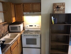 2832 S 31st Ave in Minneapolis, MN - Foto de edificio - Building Photo