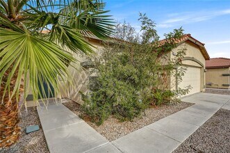 2914 Pumpkin Harvest Ave in North Las Vegas, NV - Building Photo - Building Photo