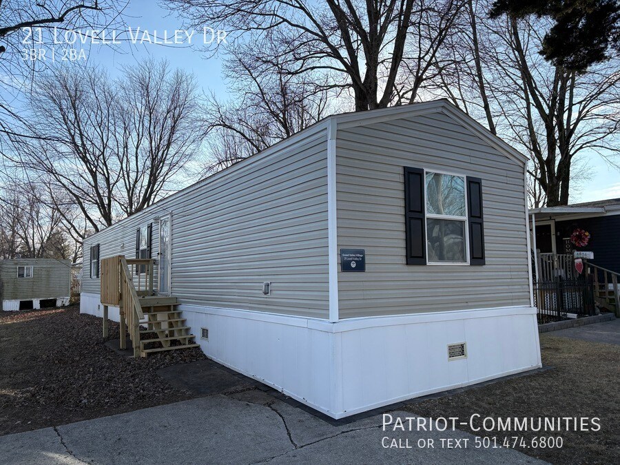 21 Lovell Valley Dr in Springfield, IL - Building Photo
