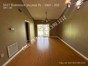 5037 Bordeaux Village Pl in Tampa, FL - Building Photo - Building Photo