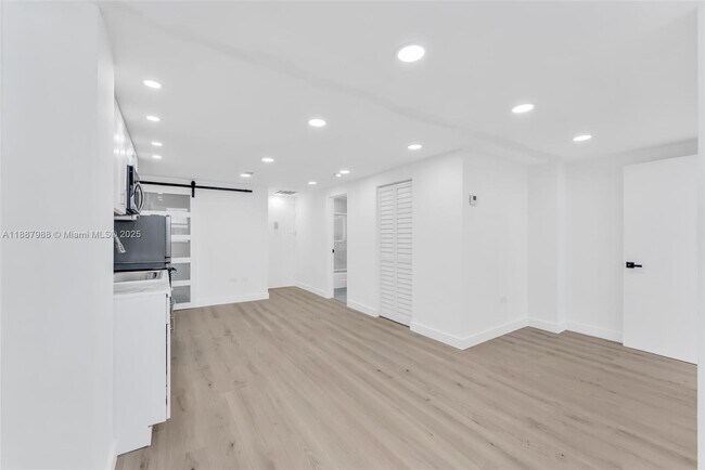 property at 801 Brickell Bay Dr