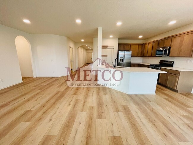 5247 Cedar View Dr in Springfield, OR - Building Photo - Building Photo