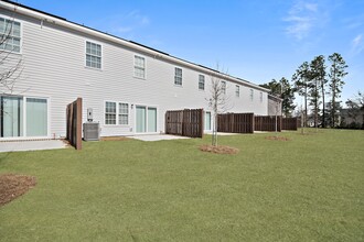 Cottonvale Towns in Savannah, GA - Building Photo - Building Photo