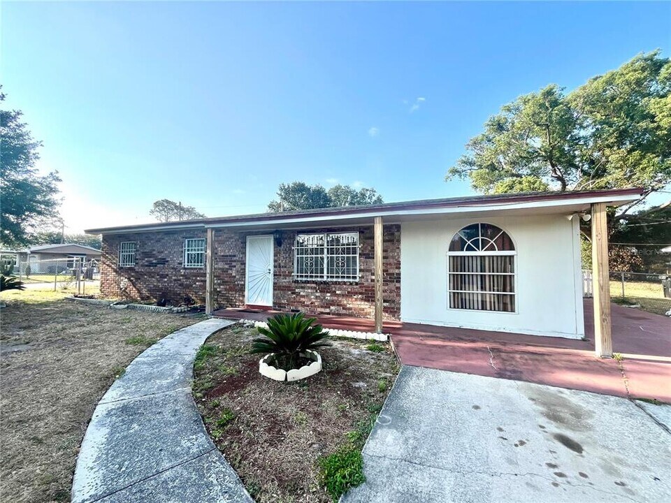 3430 Kathy Ct in Lakeland, FL - Building Photo