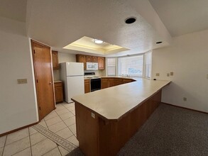 4128 Trimaran Pl E in Lake Havasu City, AZ - Building Photo - Building Photo