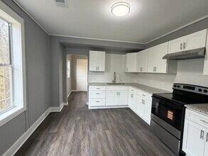 220 E Morgan St in Denison, TX - Foto de edificio - Building Photo