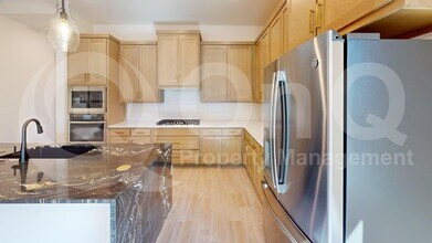 5411 Timberhead Mdws in Rowlett, TX - Building Photo - Building Photo