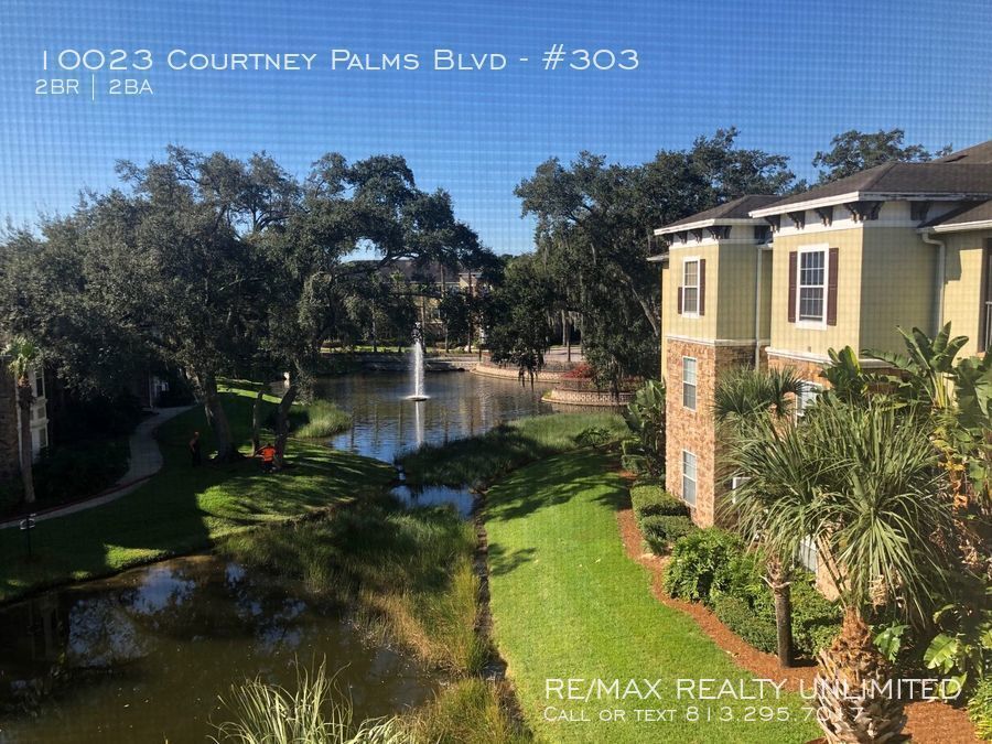 10023 Courtney Palms Blvd-Unit -#303 in Tampa, FL - Building Photo