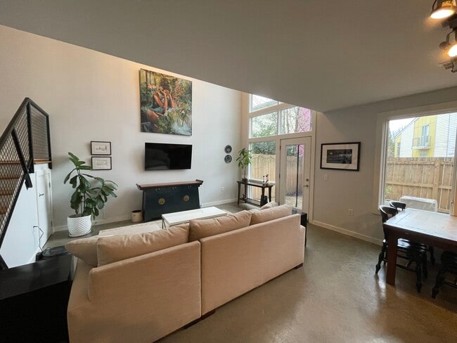 1249 Breuer Mews NW in Atlanta, GA - Building Photo - Building Photo