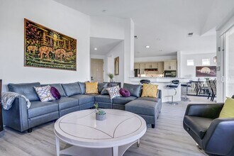 29382 W Laguna Dr in Cathedral City, CA - Building Photo - Building Photo