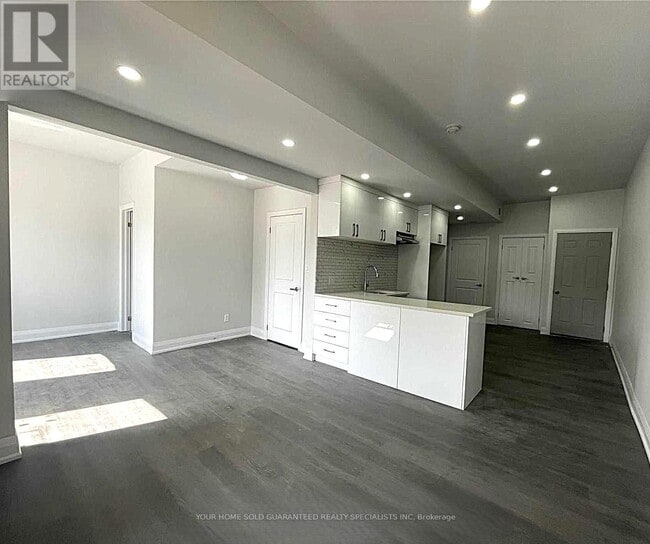 property at 15229 Yonge St