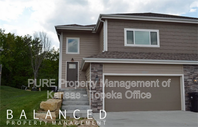 property at 4423 SE Gemstone Ln