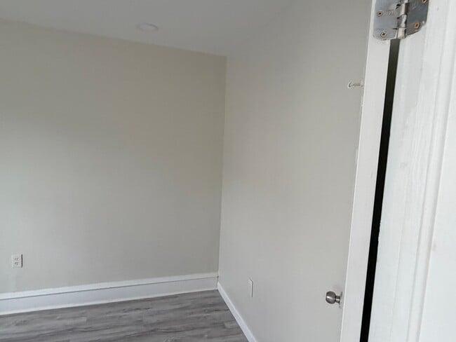 1020 W Market St, Unit 2 in Pottsville, PA - Building Photo - Building Photo