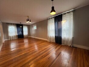 12 Gilbert Ct in Malden, MA - Building Photo - Building Photo
