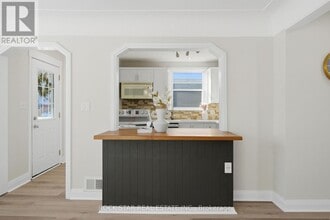 86 E 38th St in Hamilton, ON - Building Photo - Building Photo