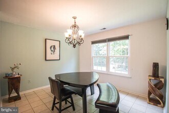 15 Andover Cir in Princeton, NJ - Building Photo - Building Photo
