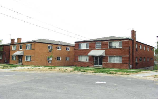 Robroy Drive Apartments in Cincinnati, OH - Foto de edificio - Building Photo