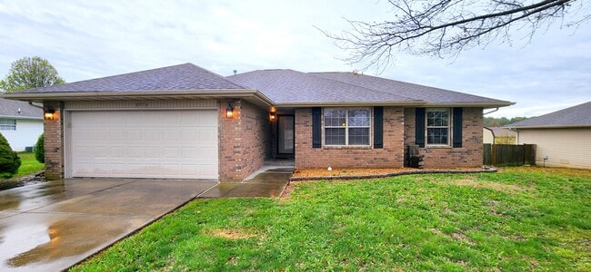 2976 E Morris St in Republic, MO - Foto de edificio - Building Photo