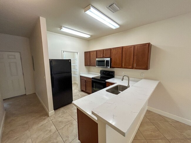 2951 SW 35th Pl in Gainesville, FL - Foto de edificio - Building Photo