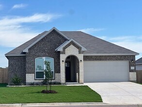 7222 Touchstone in Temple, TX - Foto de edificio - Building Photo